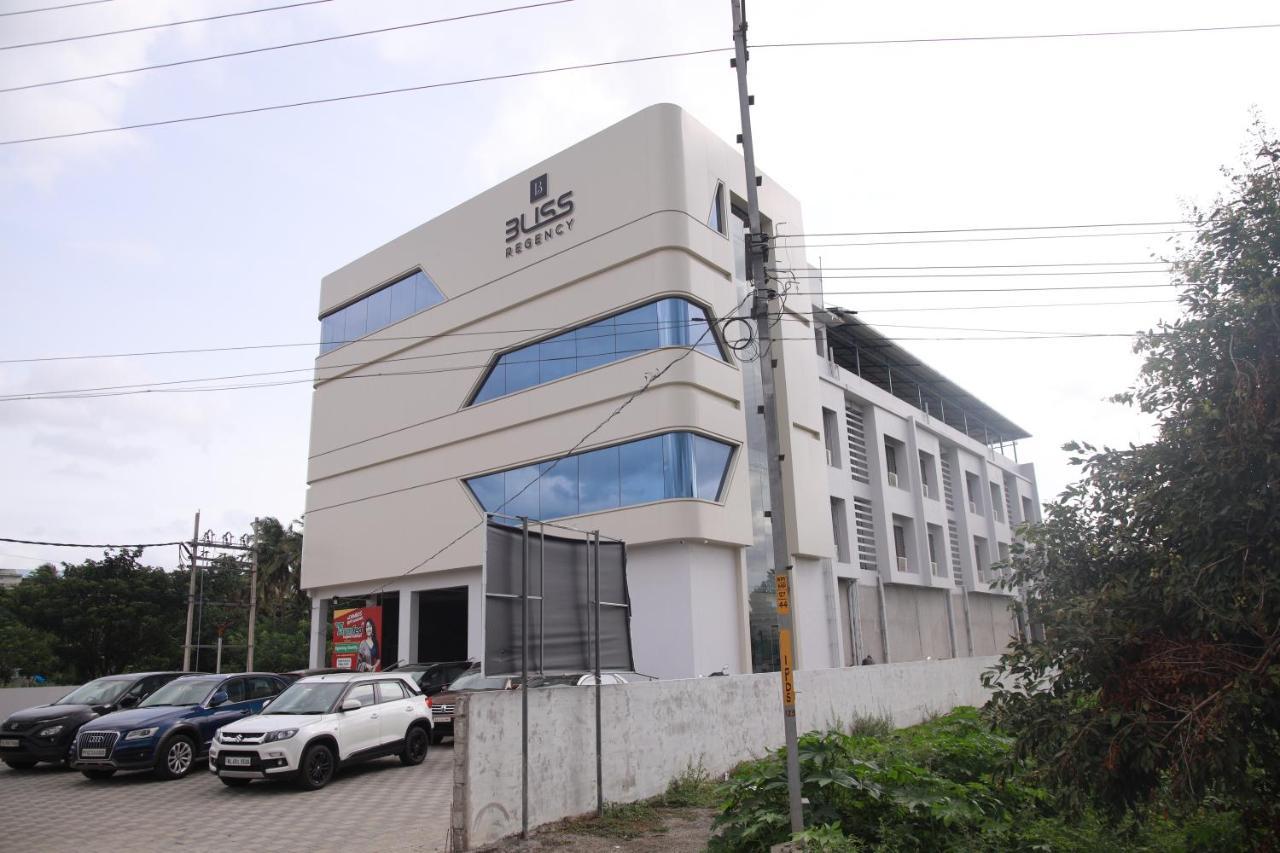 Bliss Regency Business Hotel Palakkad Kültér fotó