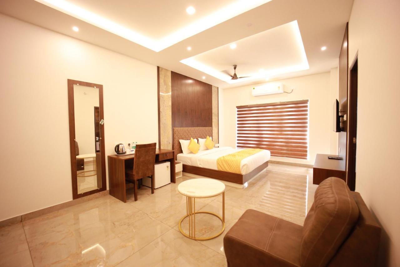 Bliss Regency Business Hotel Palakkad Kültér fotó