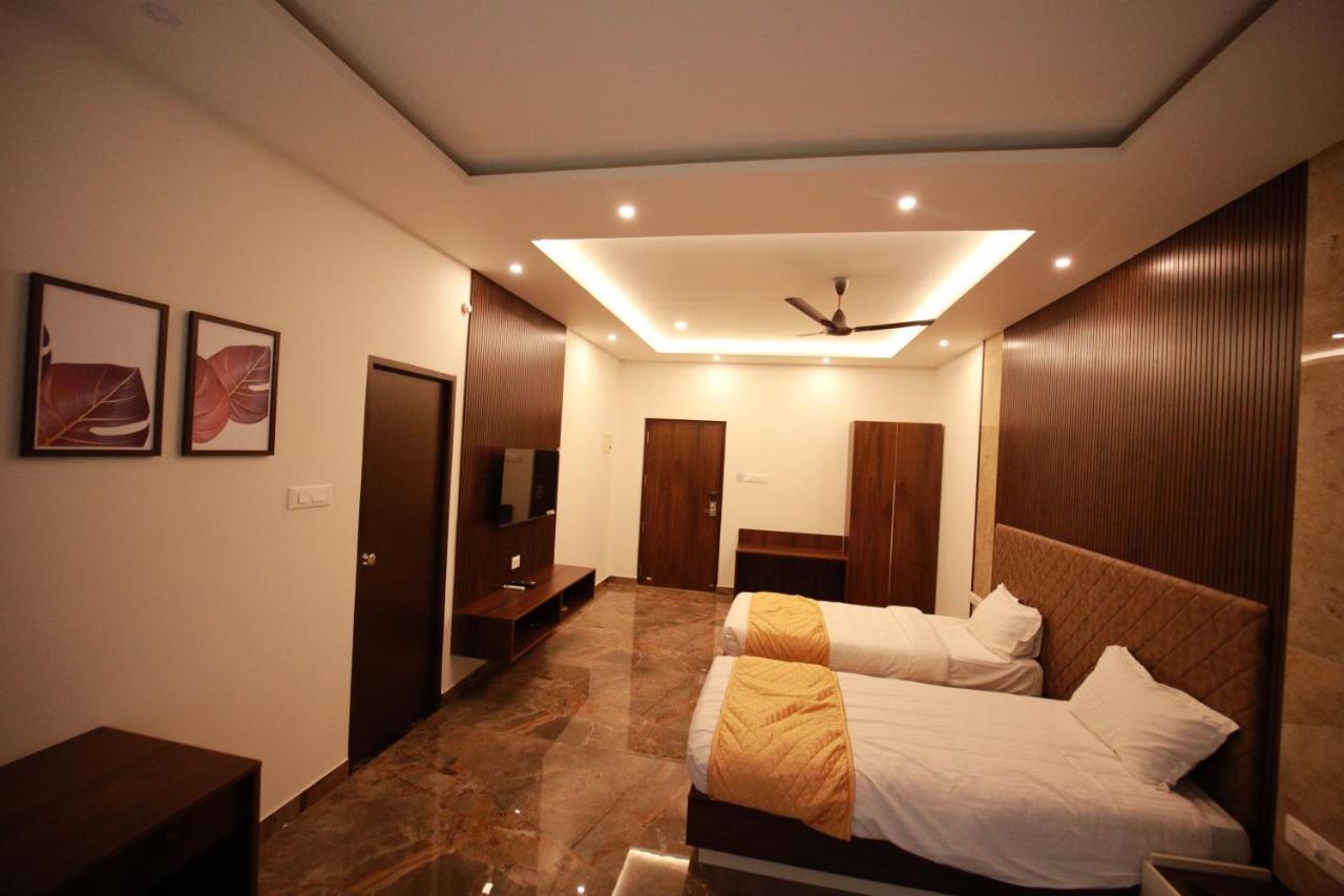 Bliss Regency Business Hotel Palakkad Kültér fotó