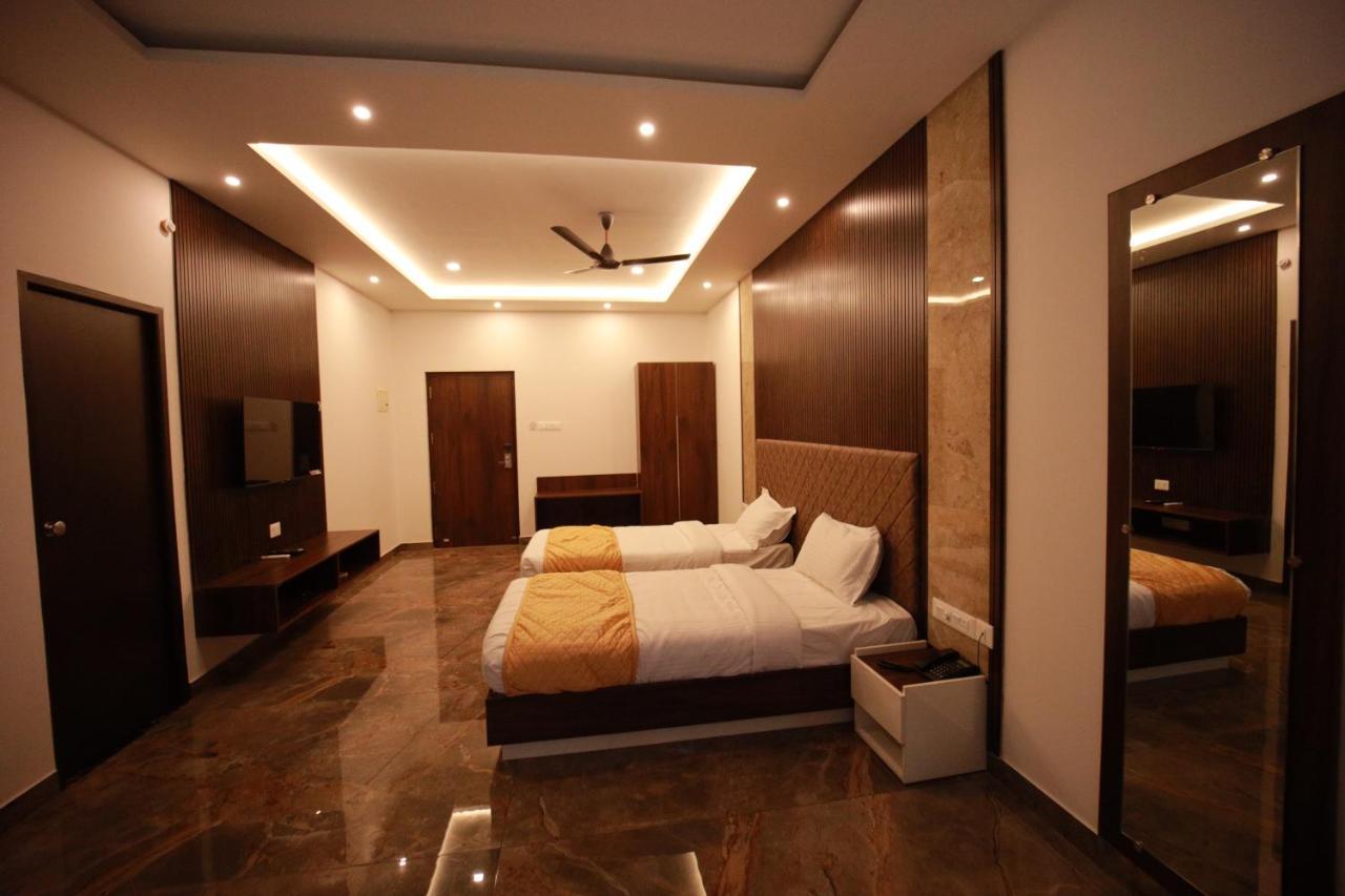Bliss Regency Business Hotel Palakkad Kültér fotó
