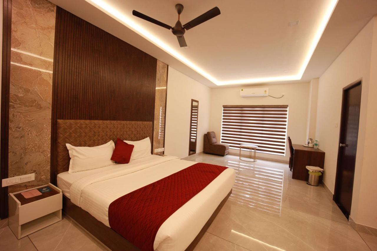 Bliss Regency Business Hotel Palakkad Kültér fotó