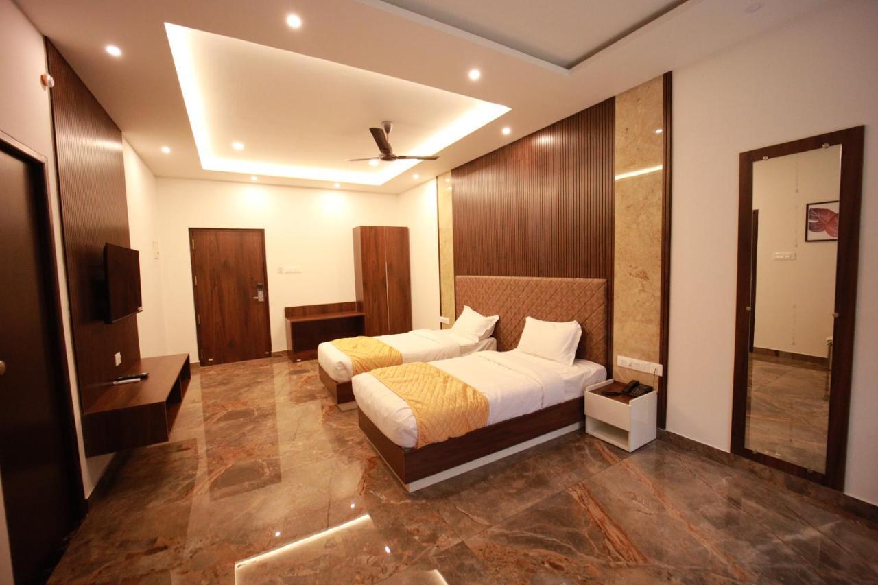 Bliss Regency Business Hotel Palakkad Kültér fotó
