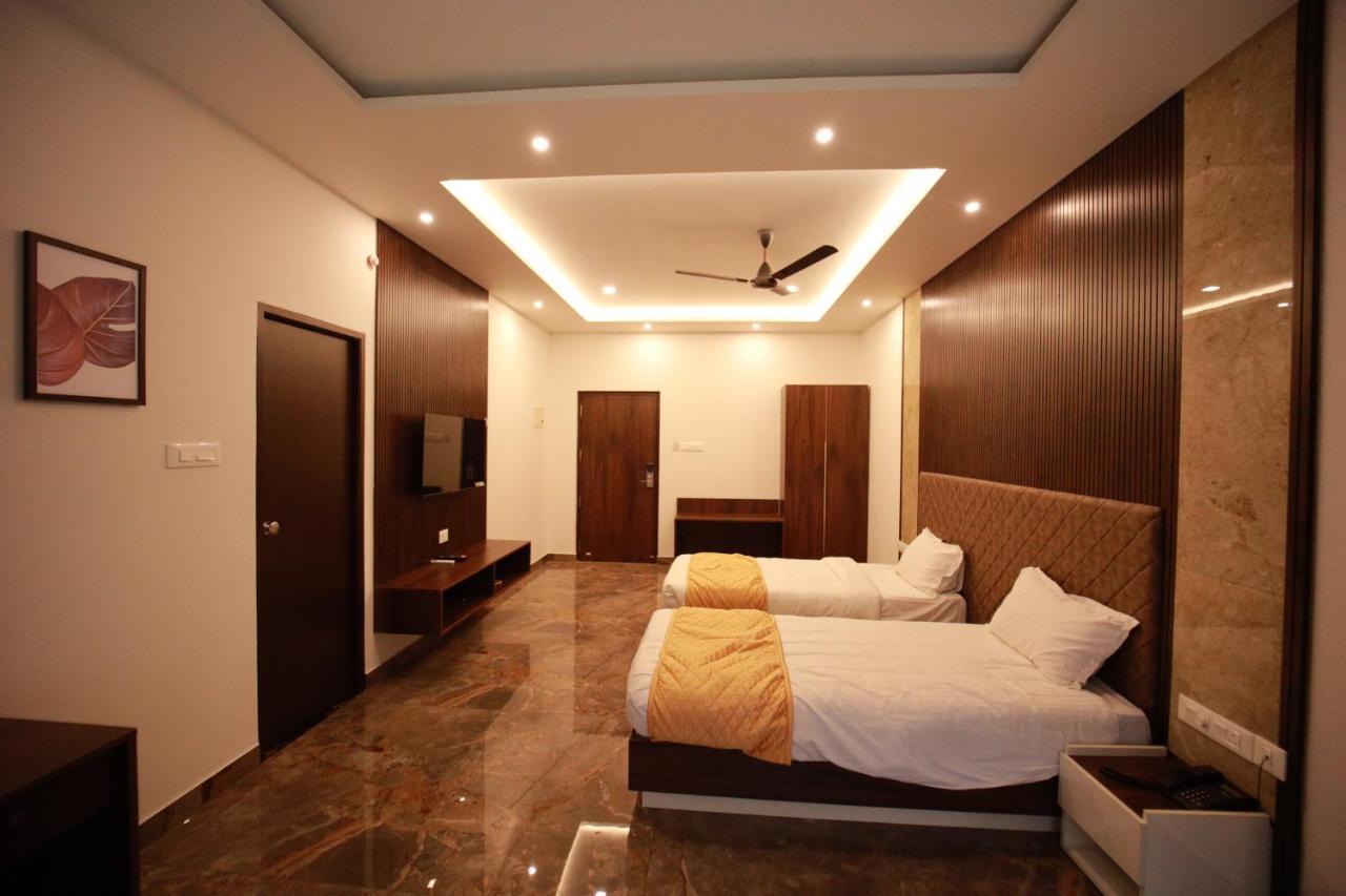 Bliss Regency Business Hotel Palakkad Kültér fotó